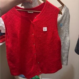 Red Button-Up Knit Vest American vintage